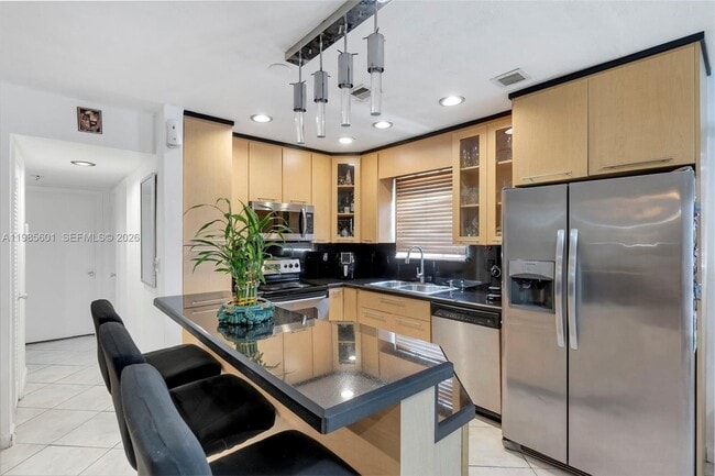 Building Photo - 11685 Canal Dr Unit 110