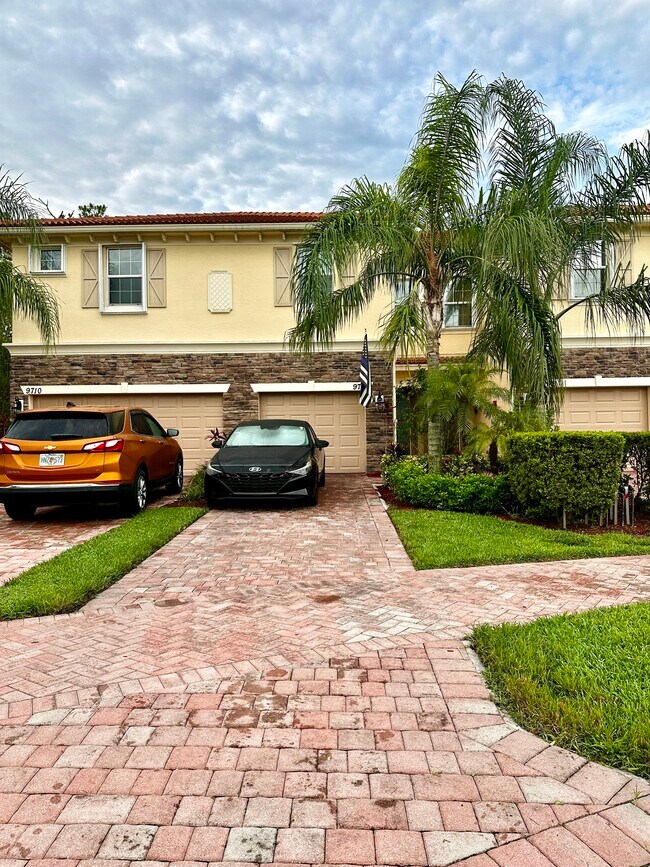 Photo - 9706 SW Purple Martin Way