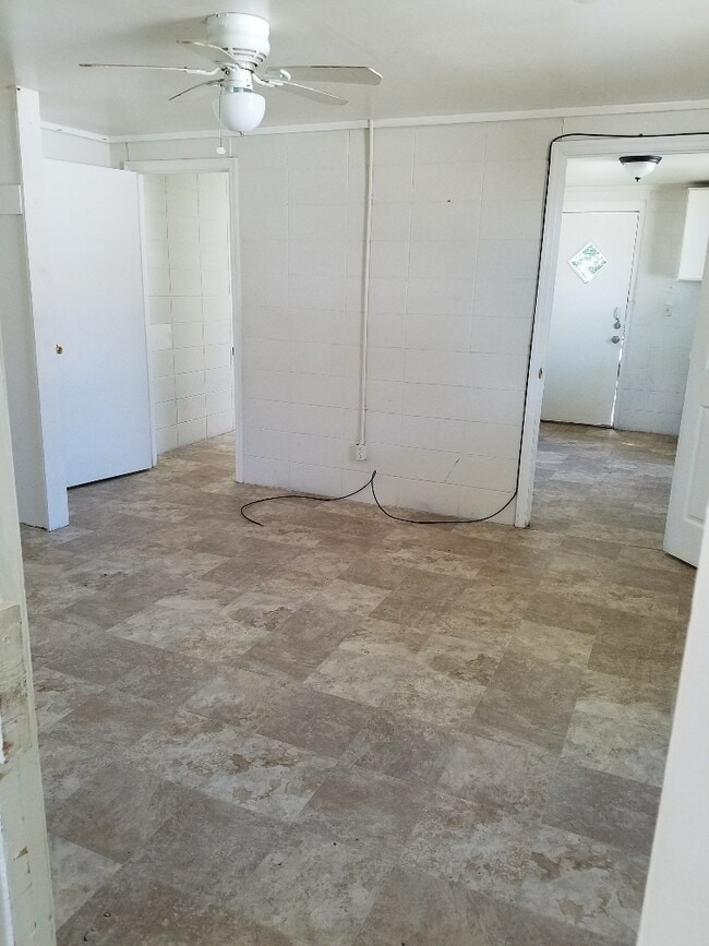 Photo - 410 Kingsby St Unit A