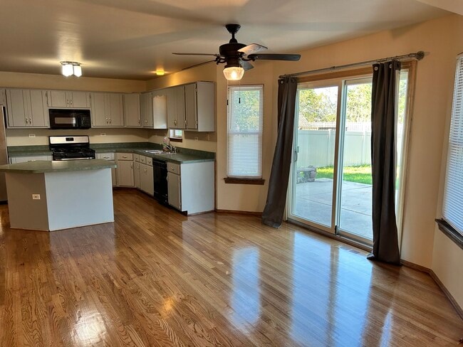 Photo - 2104 Olde Mill Rd