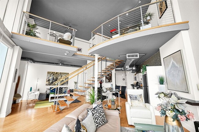 Photo - 690 SW 1st Ct Unidad 1502