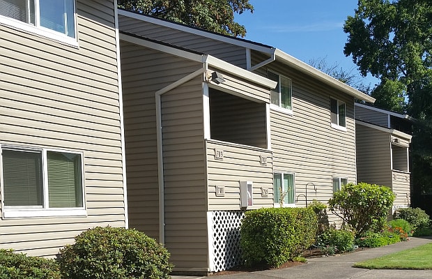 Photo - Carriage Court Apartments