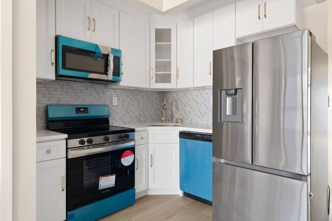 Photo - 458 Decatur St