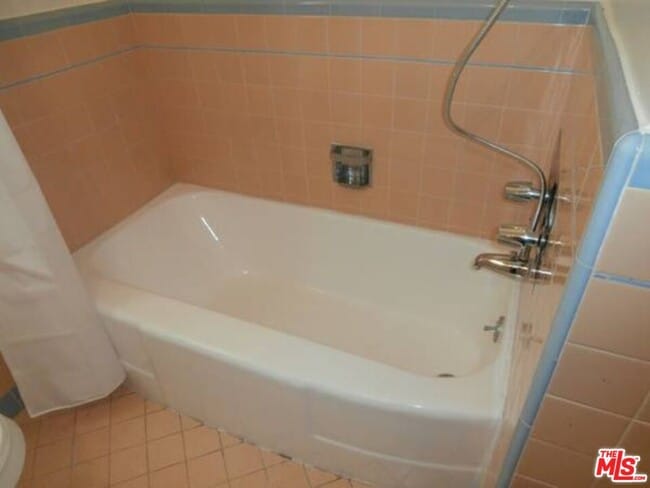 Photo - 1025 N San Vicente Blvd Unidad 2