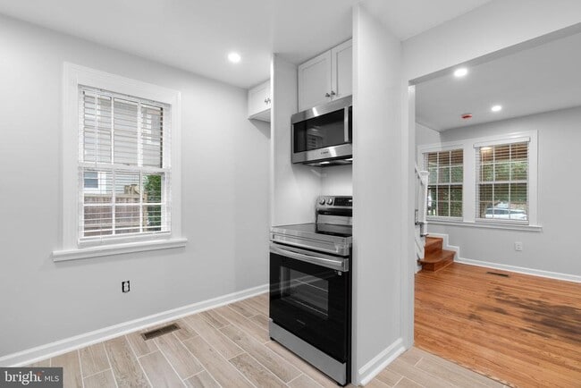 Photo - 715 Anderson Ave