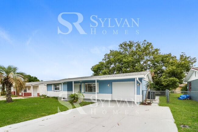 Photo - 7230 Ivanhoe Dr