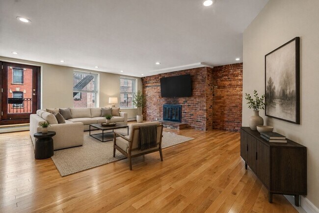 Building Photo - 122 Fulton St Unit 16