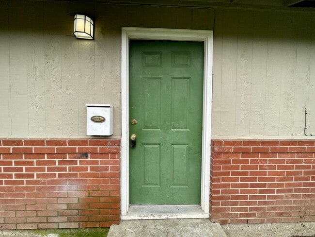 Photo - MANF01 Unit 4975