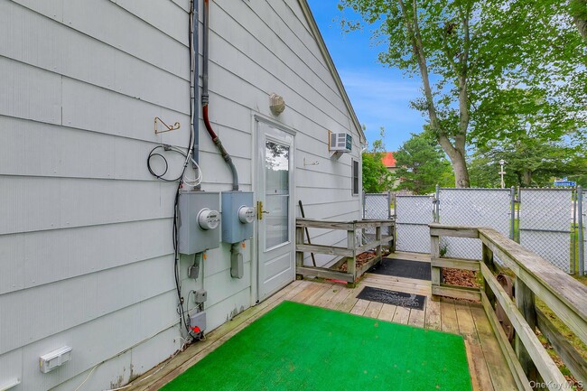 Photo - 4 Brooktree Ct