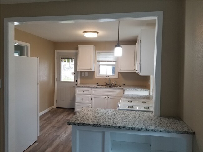 Photo - 12409 Dumas St