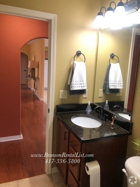 Building Photo - Super cute property - Virtual Showings Com... Rental