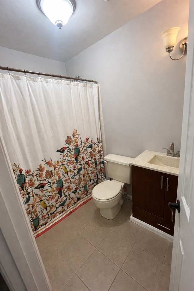 Building Photo - 6455 Green Field Rd Unit Rockburn Commons