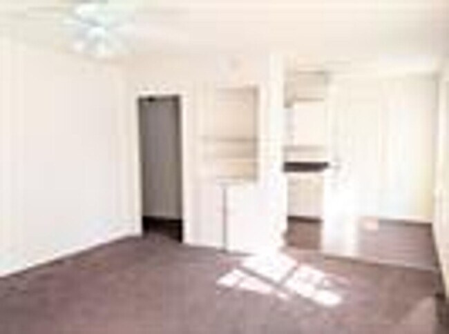 Photo - 6403 Hollis Ave