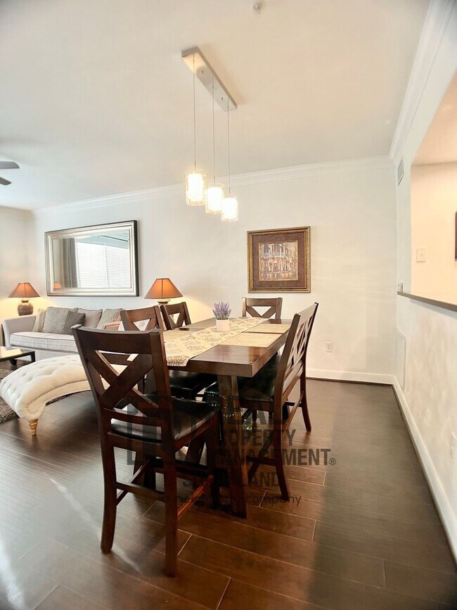 Photo - Gorgeous Condo in the heart of Sugar Land, TX Unit Lone Star #334