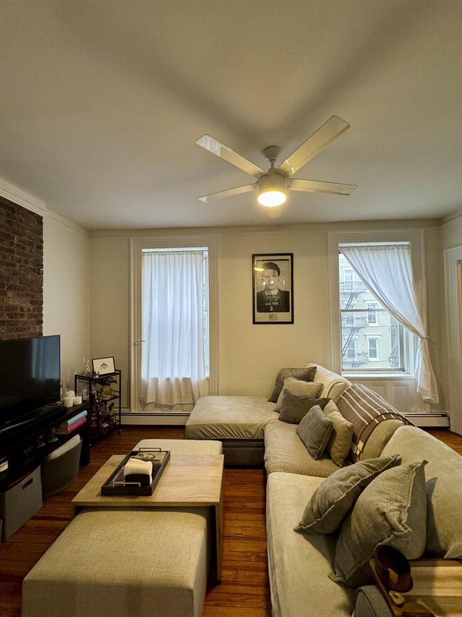 Photo - 712 Willow Ave Unit 4B