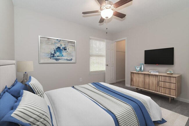 Photo - Madison Woods