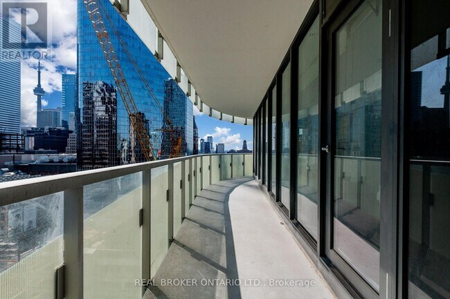 Photo - 197 Yonge St Unité 1209