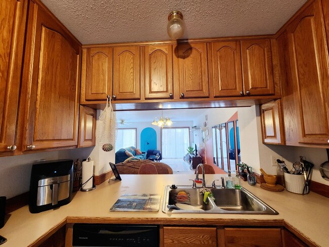 Photo - 3bed, 2.5bath Townhouse Near Medical Cente...