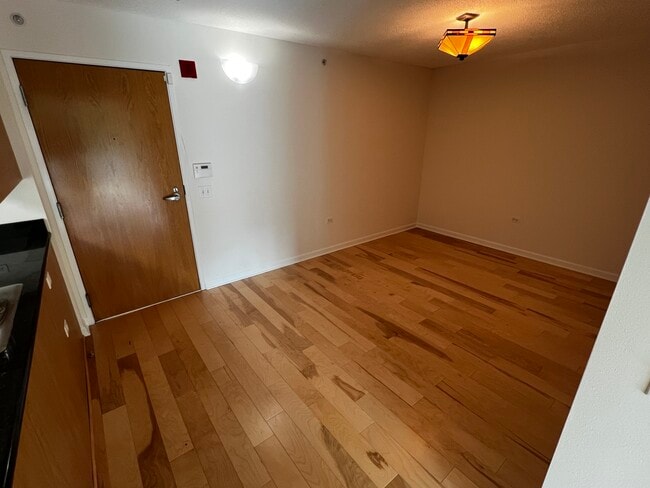 Photo - 9655 Woods Dr Unidad 406