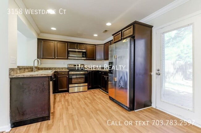 Photo - 3158 Westdale Ct House