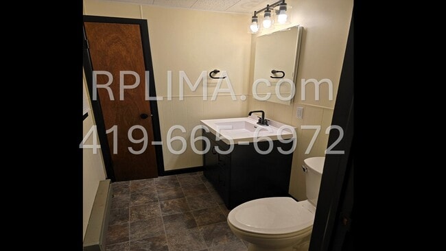 Photo - 2802 W Breese Rd