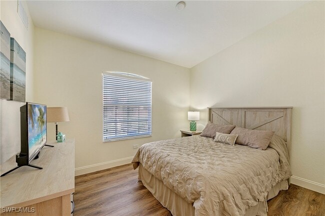 Photo - 26651 Rosewood Pointe Cir Unidad 203