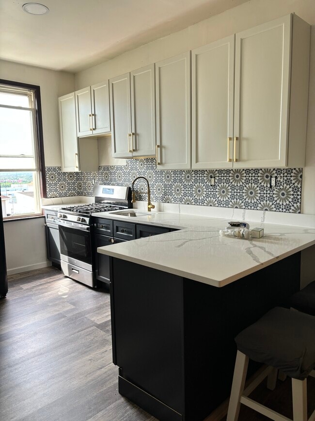 Photo - 23 Nelson Ave Unit 2nd floor