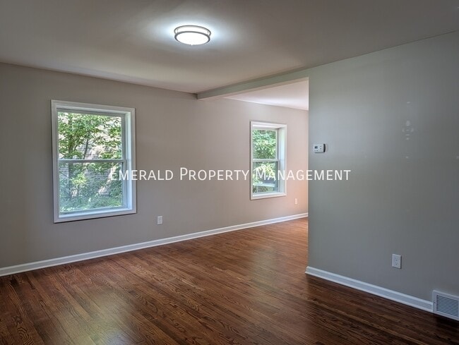 Photo - 2215 Hecker Ave Unidad 2215