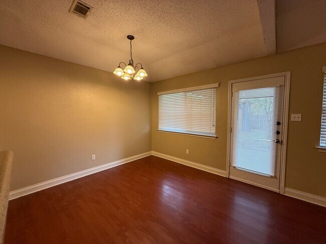 Photo - 3501 Dorothy Jane Dr