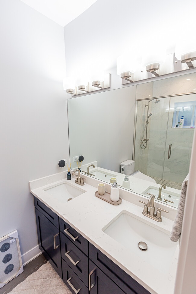 Photo - 6527 N Newgard Ave