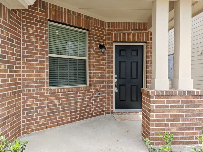 Building Photo - 2902 Meandering Elm Trail Rental