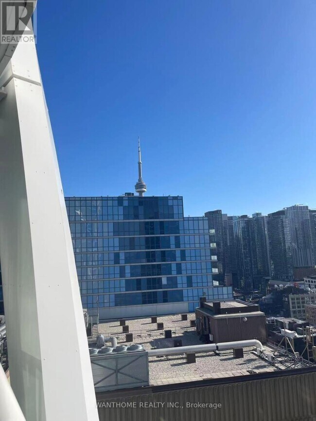 Photo - 230 Simcoe St Unit 2018