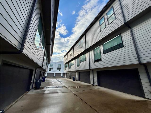 Building Photo - 4211 Delano Pl Unit 5B