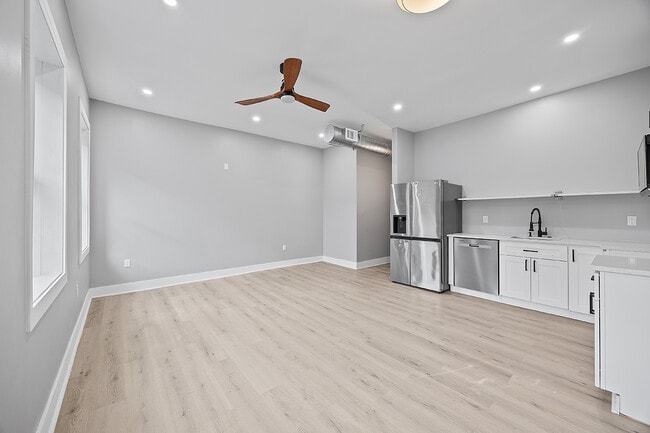 Photo - 1109 E Carson St