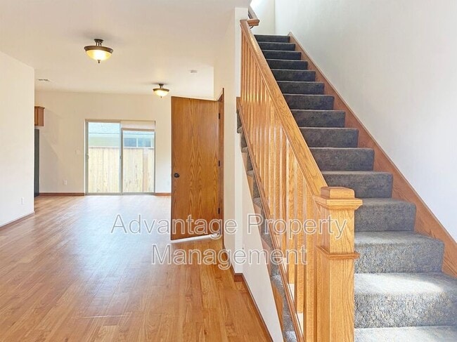 Photo - 1645 NW Kings Blvd