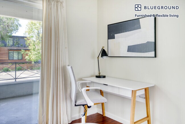 Photo - 837 Cowper St Unidad FL1-ID1016