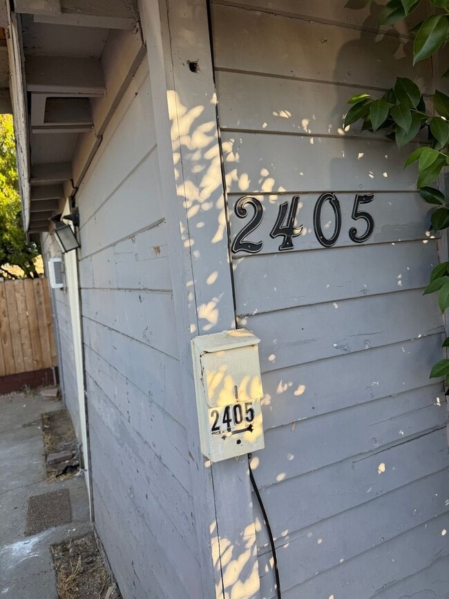 Building Photo - 2405o Unit 2405O