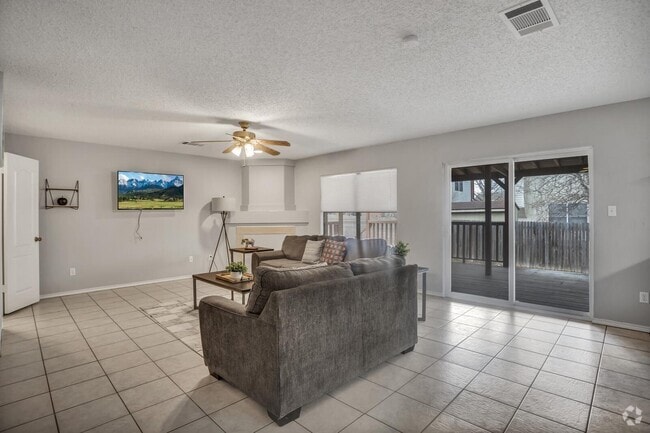 Building Photo - 7900 Bramble Bush Dr Rental