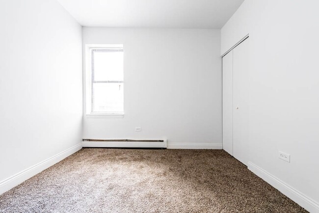 Photo - 5100-04 W Madison St Chicago, IL 60644