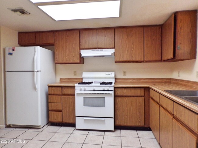 Photo - 4411 Buena Loma Way