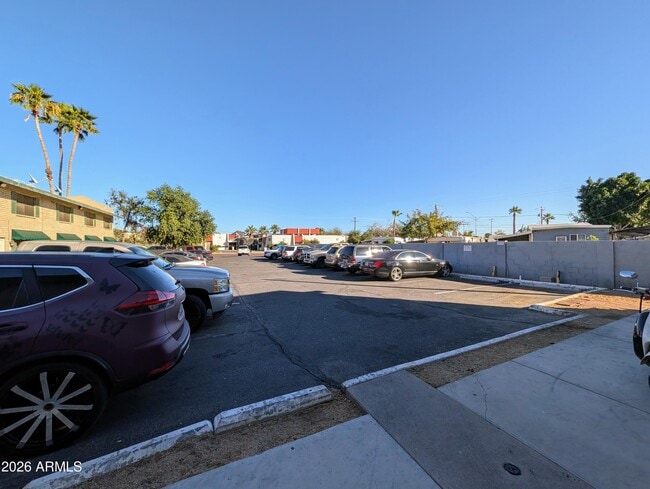 Photo - 9228 N 7th Ave