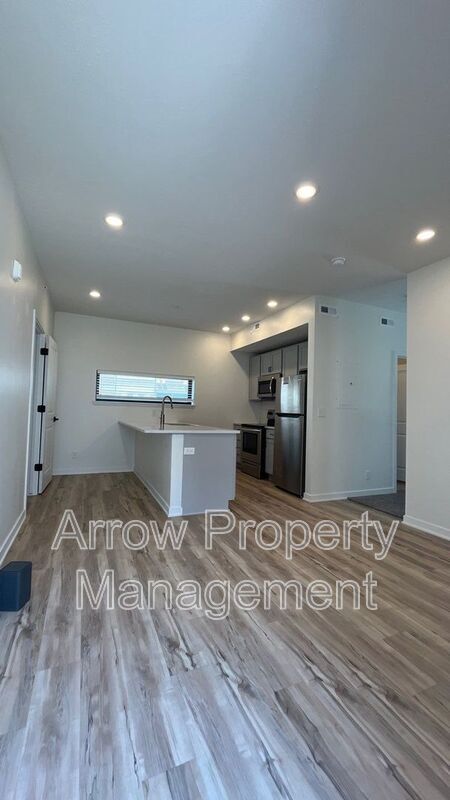 Photo - 2230 R St Unit 8