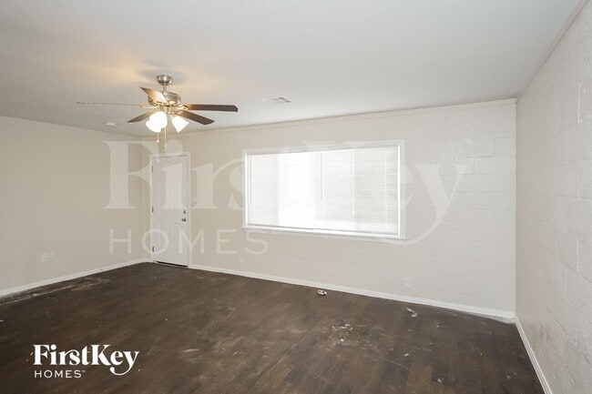 Photo - 2128 Carver Ave
