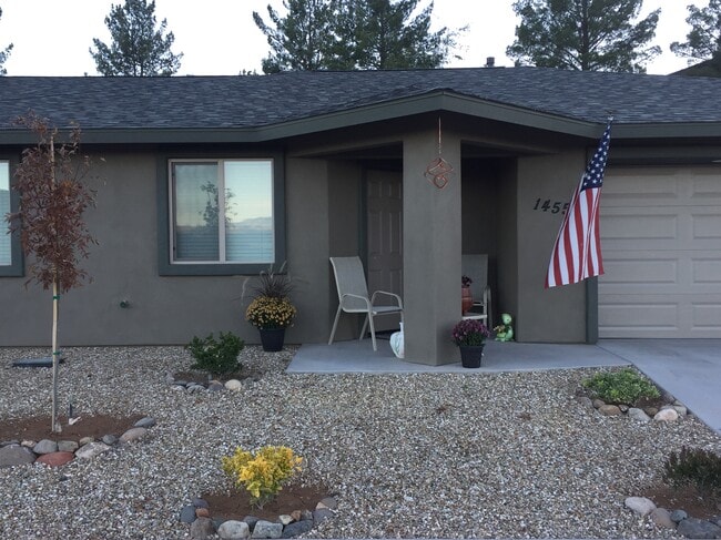 Photo - Cottonwood AZ Townhome for rent in conveni...