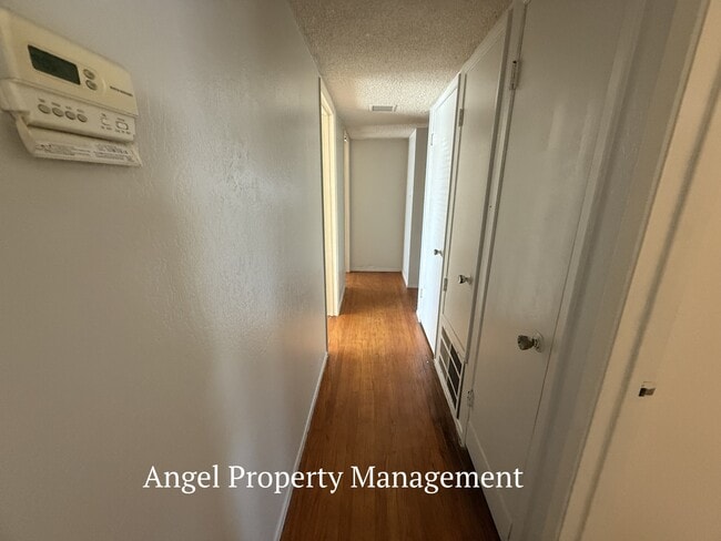 Photo - 7663 22nd St
