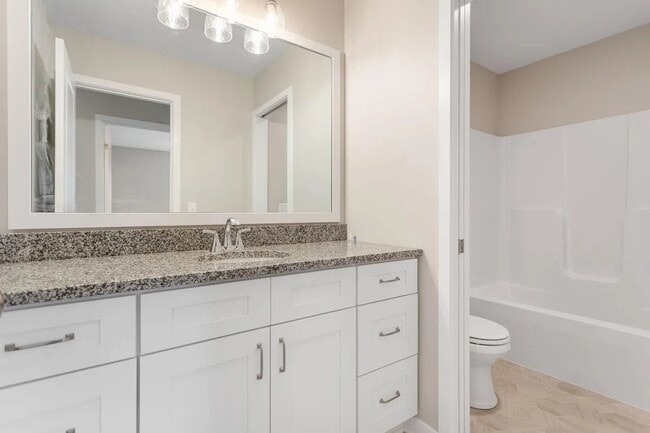 Photo - 737 Butternut Dr