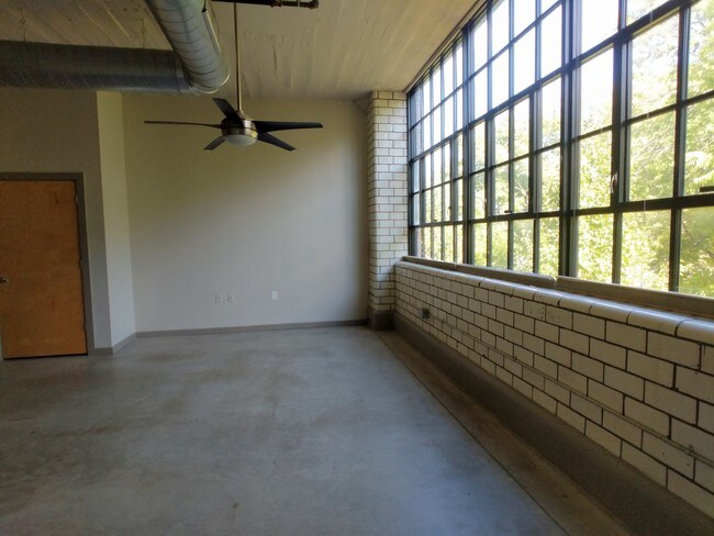 Photo - 8125 Michigan Ave Unit #326