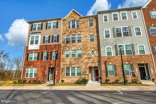 Photo - 7977 Independence Dr