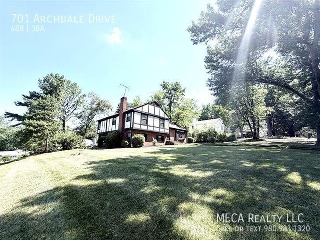 Photo - 701 Archdale Dr
