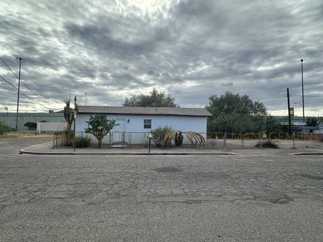 Photo - 440 S Sentinel Ave